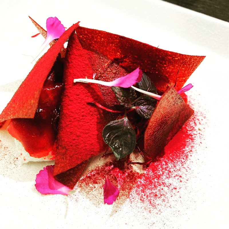 Scorfano mantecato, rapa rossa e shiso